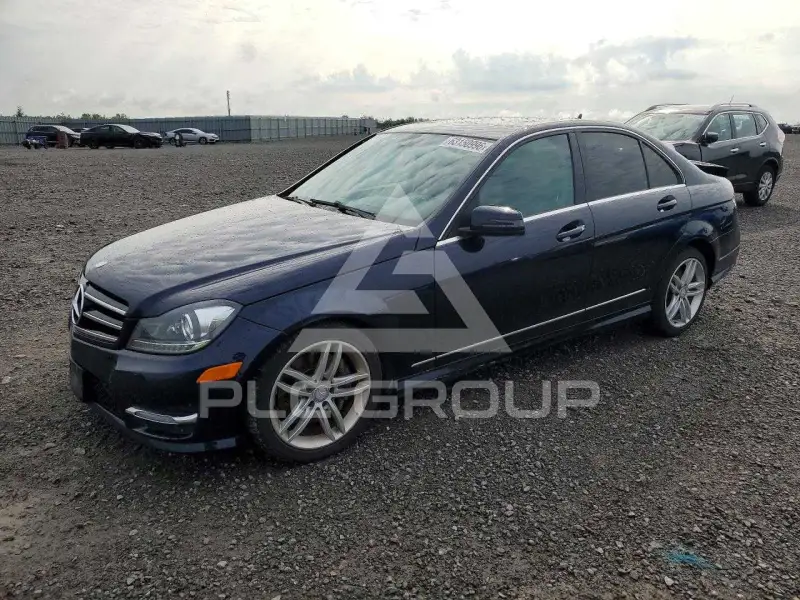 2014 Mercedes Benz C-Class photo