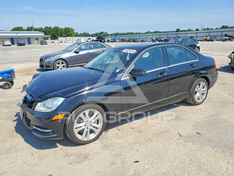 2014 Mercedes Benz C-Class фото