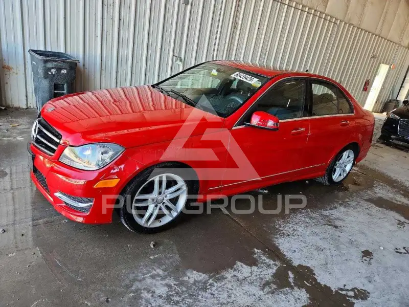 2014 Mercedes Benz C-Class photo