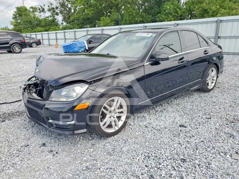 2014 Mercedes Benz C-Class фото
