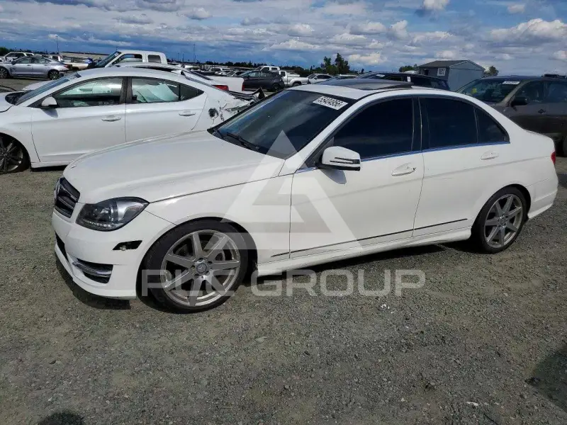 2014 Mercedes Benz C-Class фото