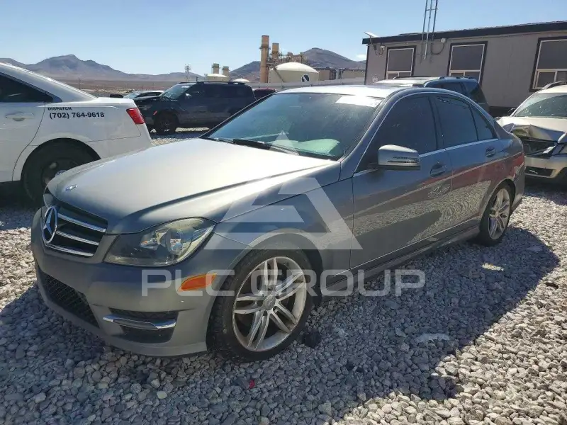 2014 Mercedes Benz C-Class фото