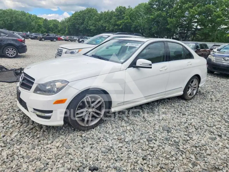 2014 Mercedes Benz C-Class фото