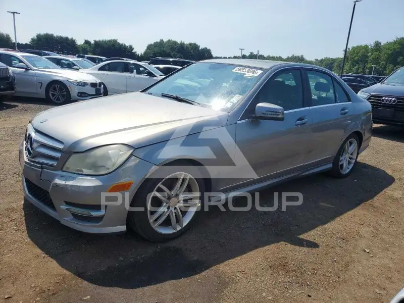 2014 Mercedes Benz C-Class фото
