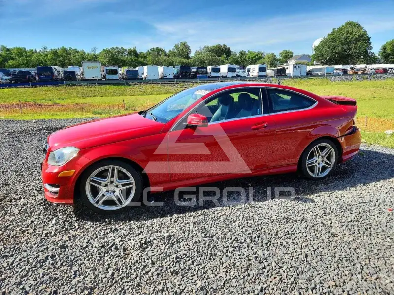 2014 Mercedes Benz C-Class фото