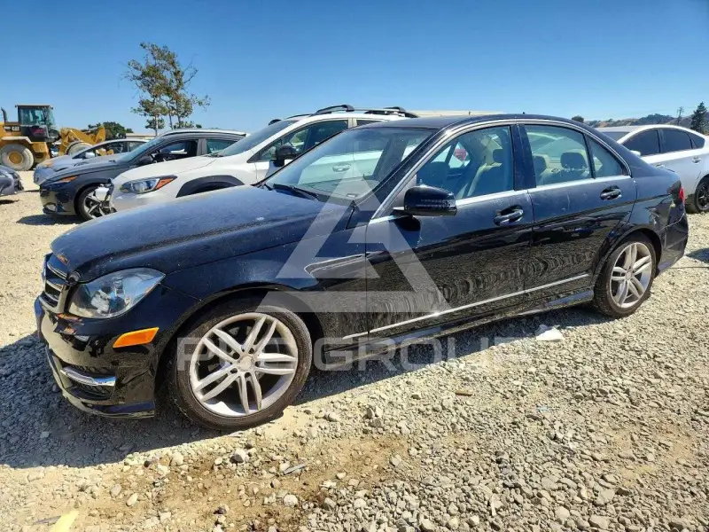 2014 Mercedes Benz C-Class фото