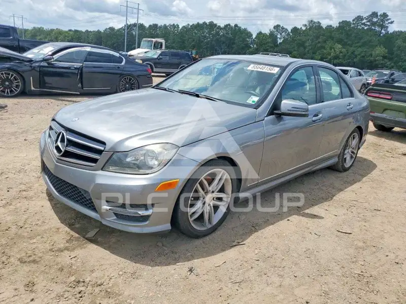 2014 Mercedes Benz C-Class photo