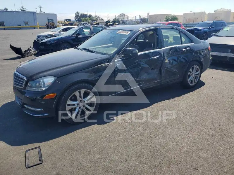 2014 Mercedes Benz C-Class фото