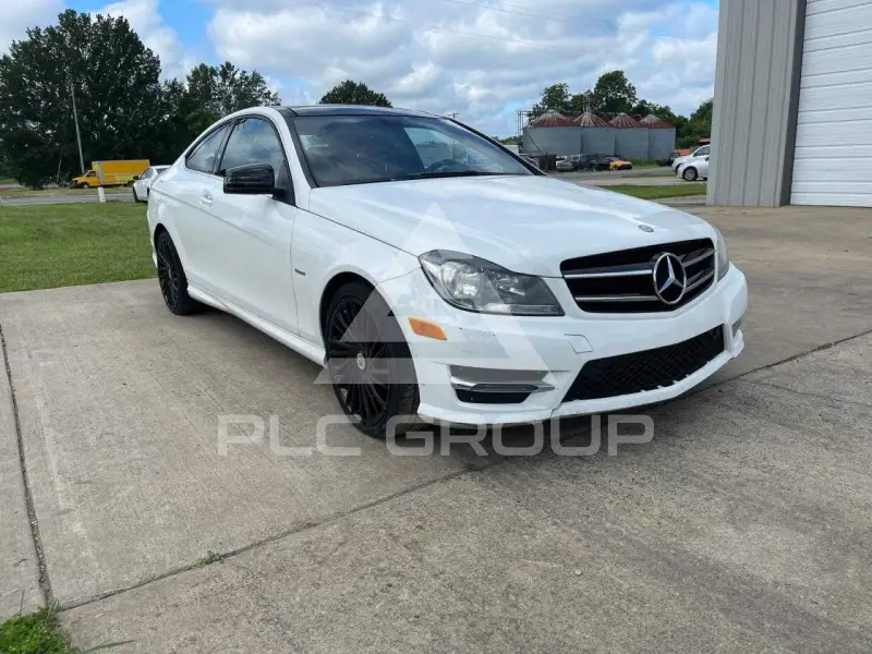 2014 Mercedes Benz C-Class фото