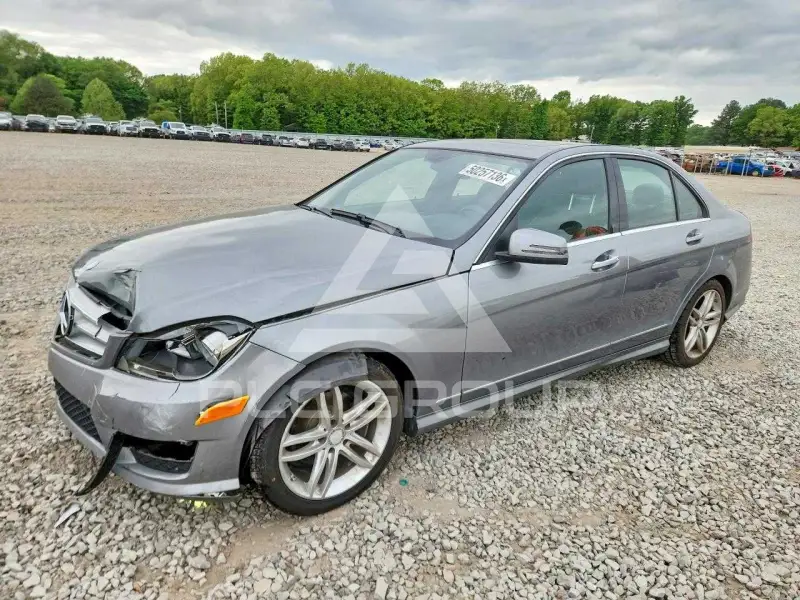 2014 Mercedes Benz C-Class фото