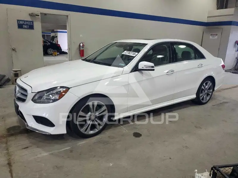 2014 Mercedes Benz E-Class фото