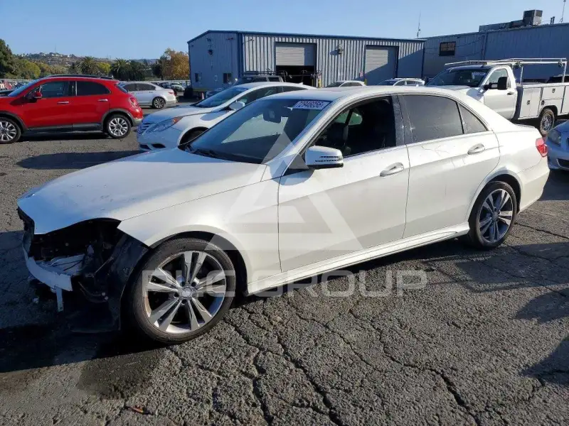 2014 Mercedes Benz E-Class фото