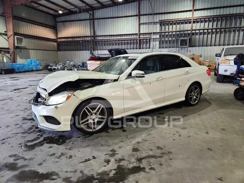 2014 Mercedes Benz E-Class фото