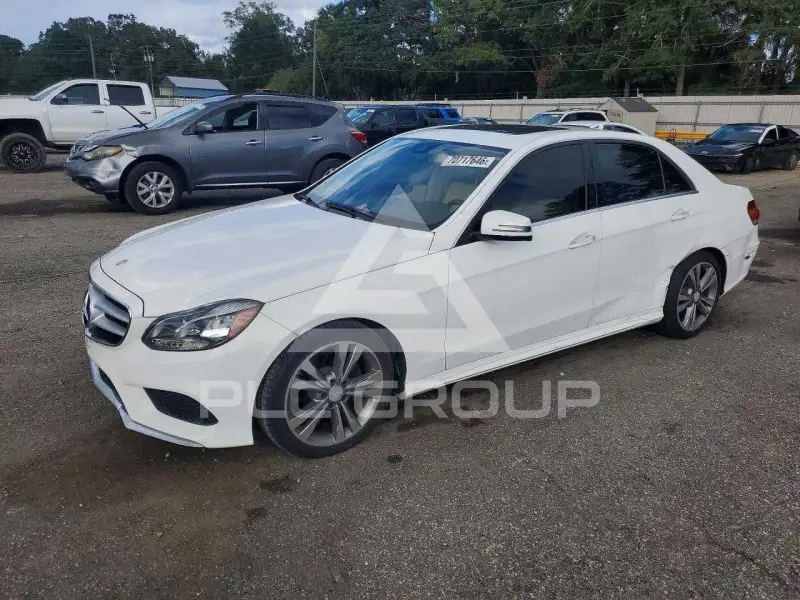2014 Mercedes Benz E-Class фото