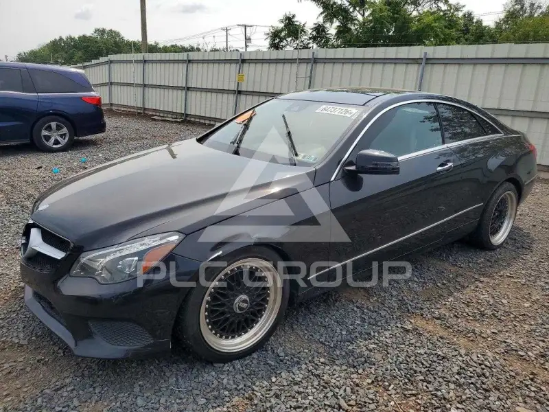 2014 Mercedes Benz E-Class фото