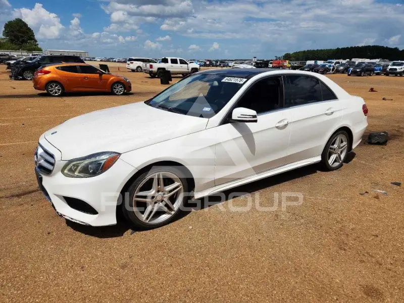 2014 Mercedes Benz E-Class фото