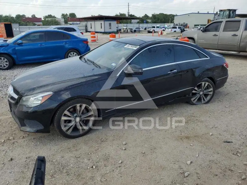 2014 Mercedes Benz E-Class photo