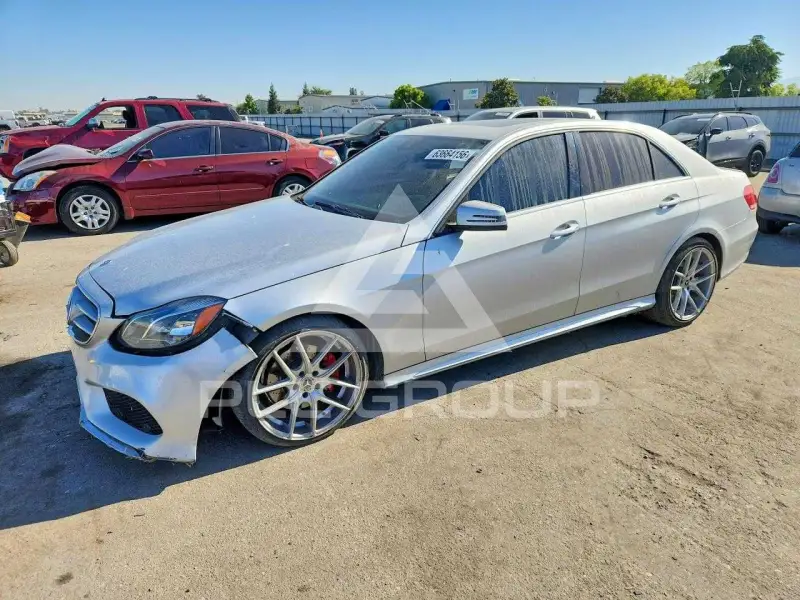 2014 Mercedes Benz E-Class photo
