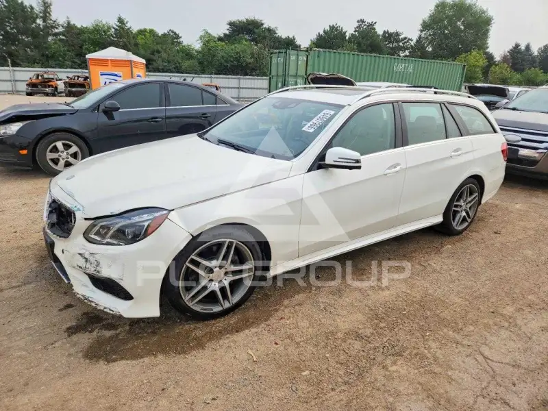 2014 Mercedes Benz E-Class фото