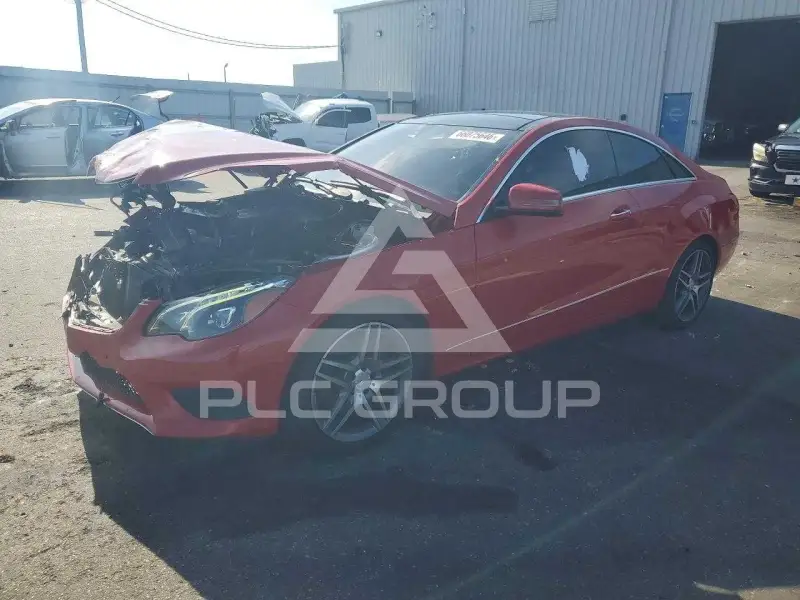 2014 Mercedes Benz E-Class фото