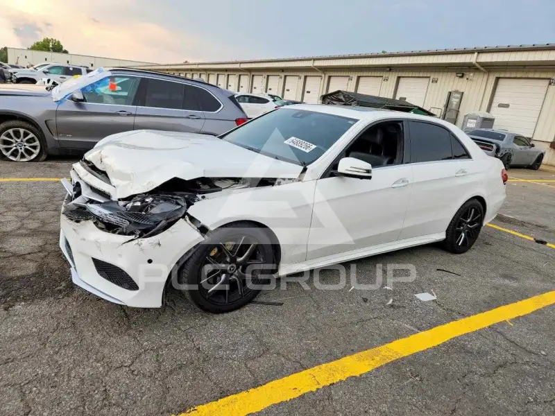 2014 Mercedes Benz E-Class фото