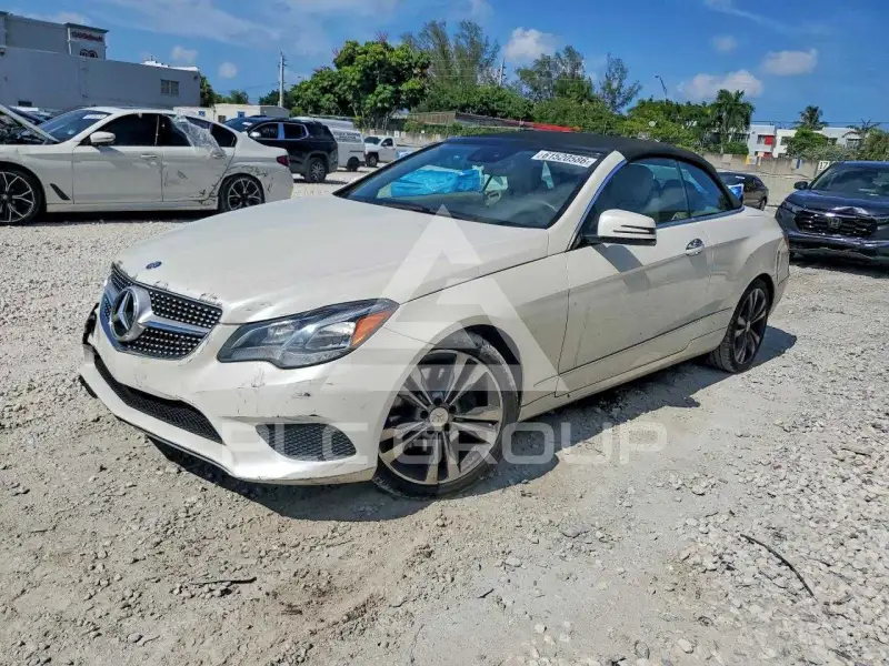 2014 Mercedes Benz E-Class фото