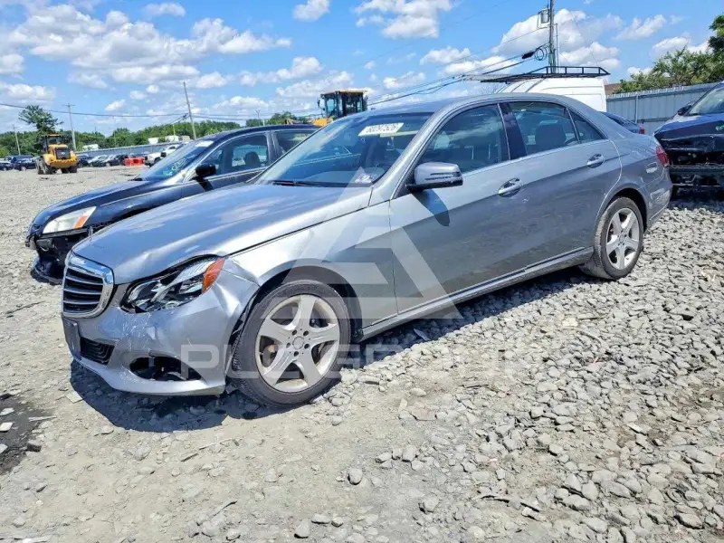 2014 Mercedes Benz E-Class photo