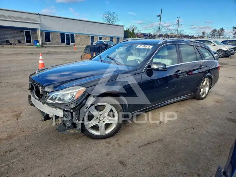 2014 Mercedes Benz E-Class фото