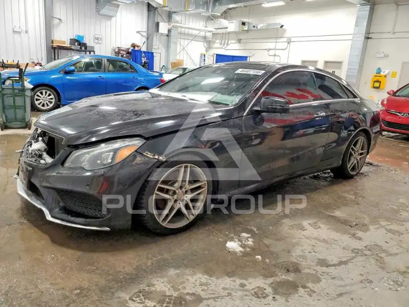 2014 Mercedes Benz E-Class фото