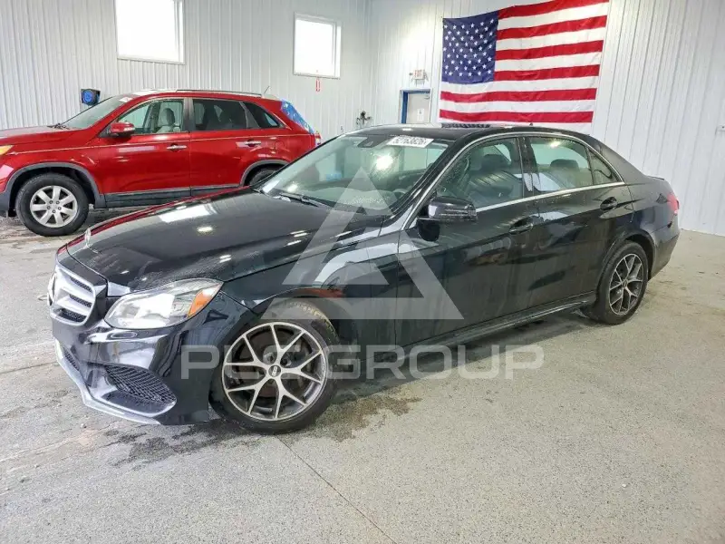2014 Mercedes Benz E-Class фото
