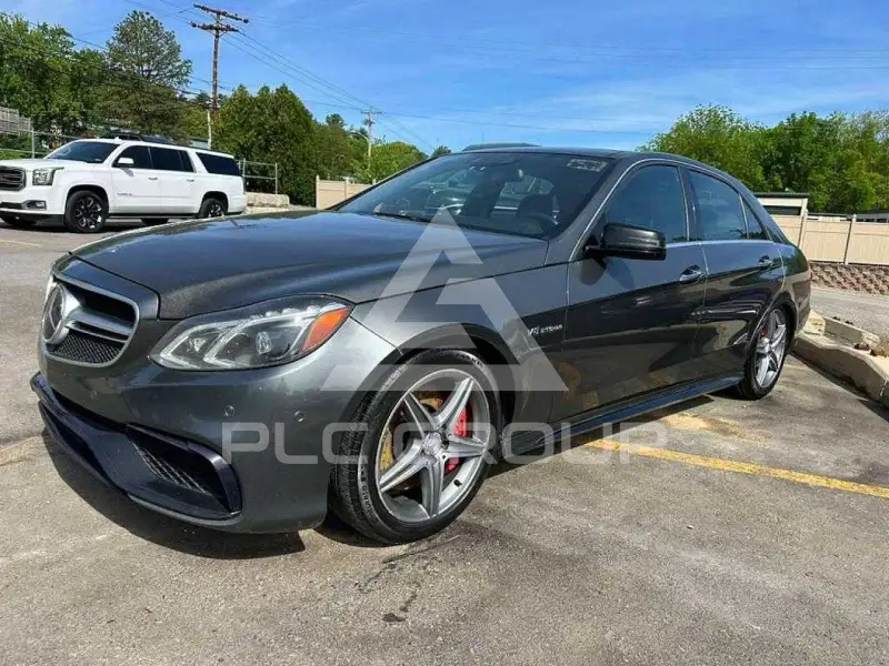 2014 Mercedes Benz E-Class photo