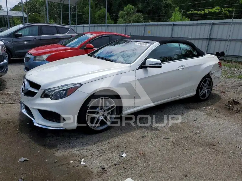 2014 Mercedes Benz E-Class фото