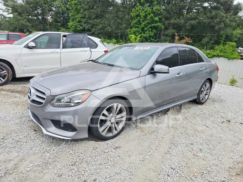 2014 Mercedes Benz E-Class photo