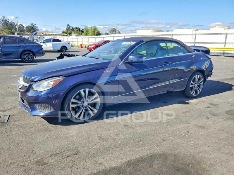 2014 Mercedes Benz E-Class фото