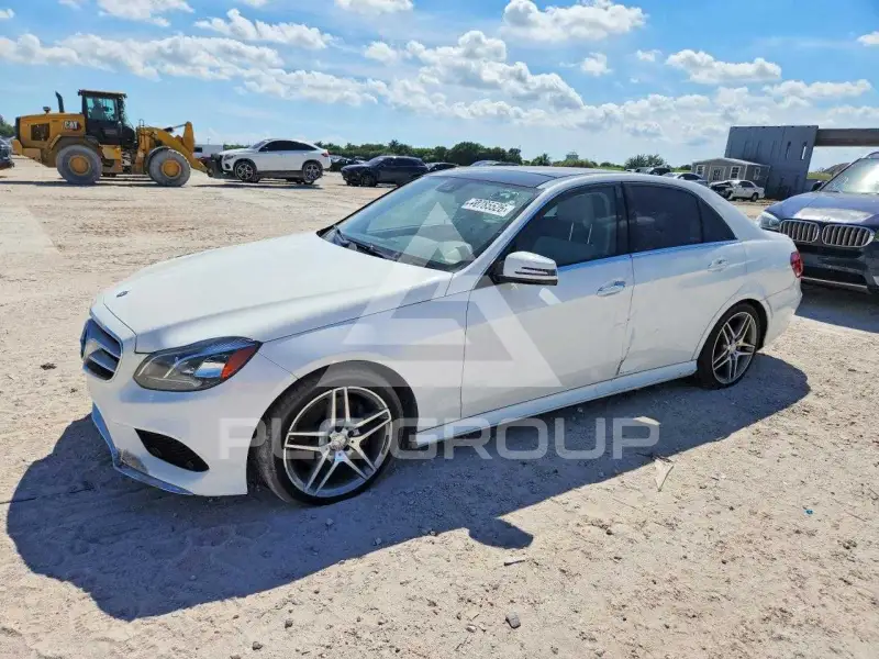 2014 Mercedes Benz E-Class фото