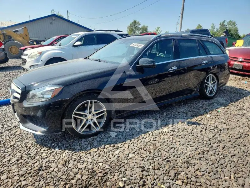 2014 Mercedes Benz E-Class фото