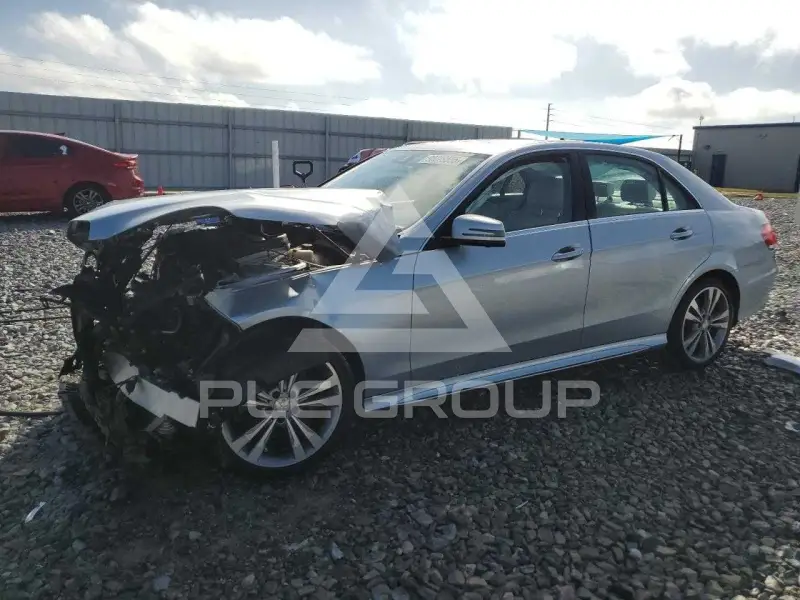 2014 Mercedes Benz E-Class фото