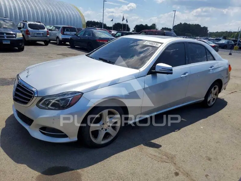 2014 Mercedes Benz E-Class фото