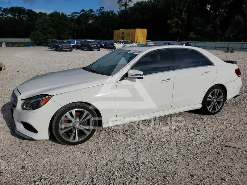 2014 Mercedes Benz E-Class фото