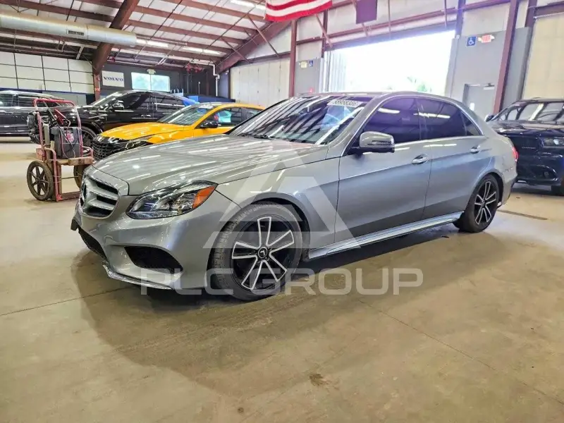 2014 Mercedes Benz E-Class фото
