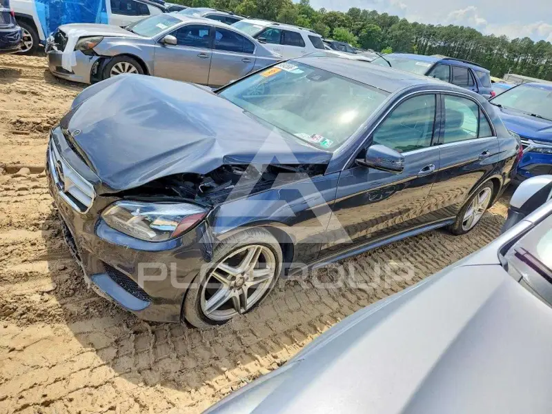 2014 Mercedes Benz E-Class фото