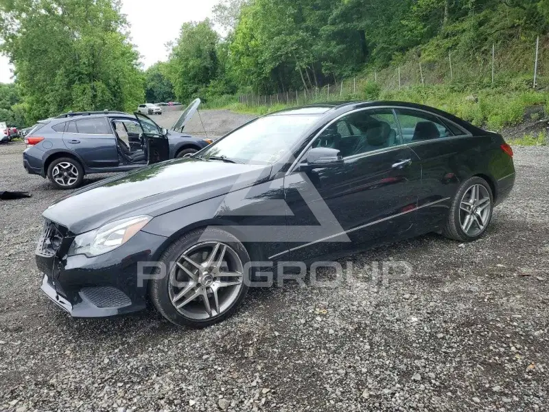 2014 Mercedes Benz E-Class фото
