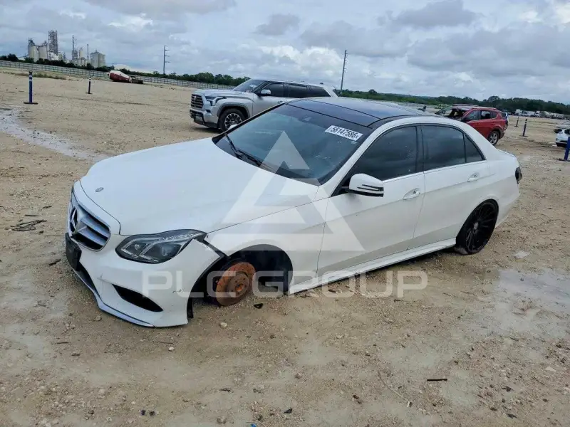2014 Mercedes Benz E-Class фото