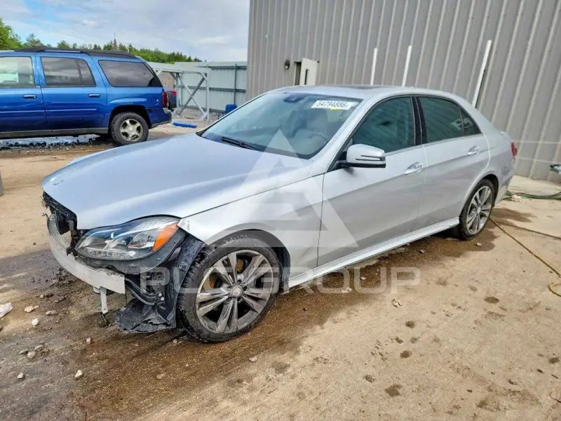 2014 Mercedes Benz E-Class photo