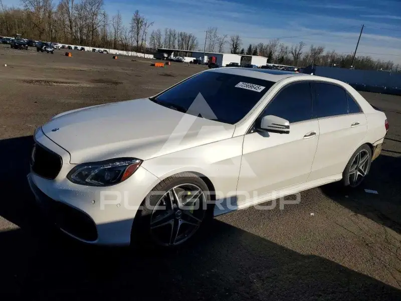 2014 Mercedes Benz E-Class фото