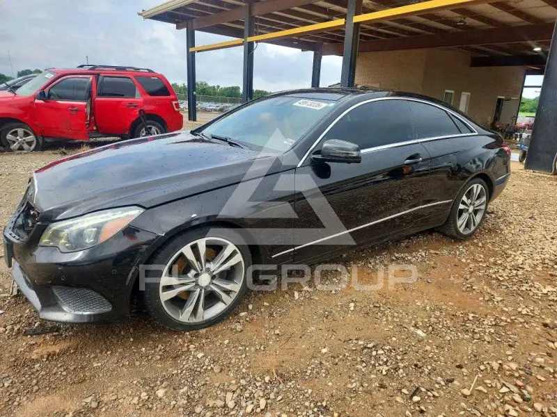 2014 Mercedes Benz E-Class фото