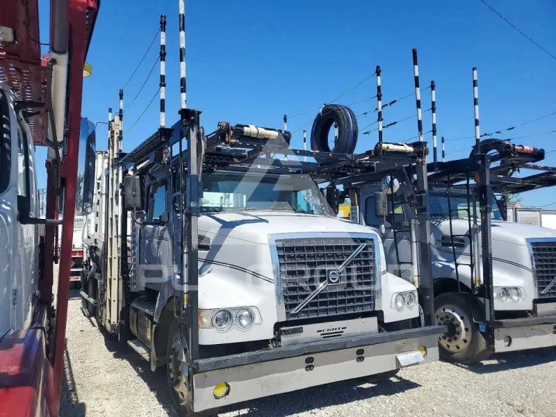2014 Volvo  photo