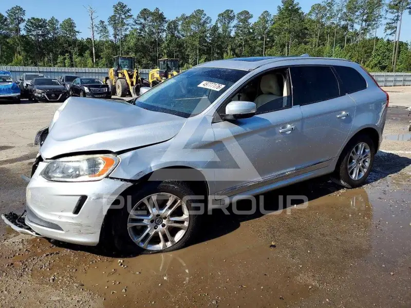 2014 Volvo XC60 photo