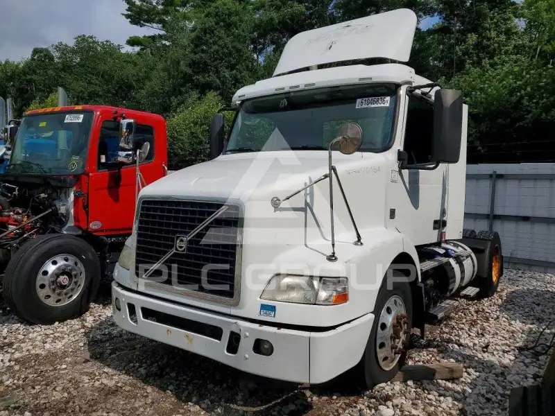 2014 Volvo VNL photo