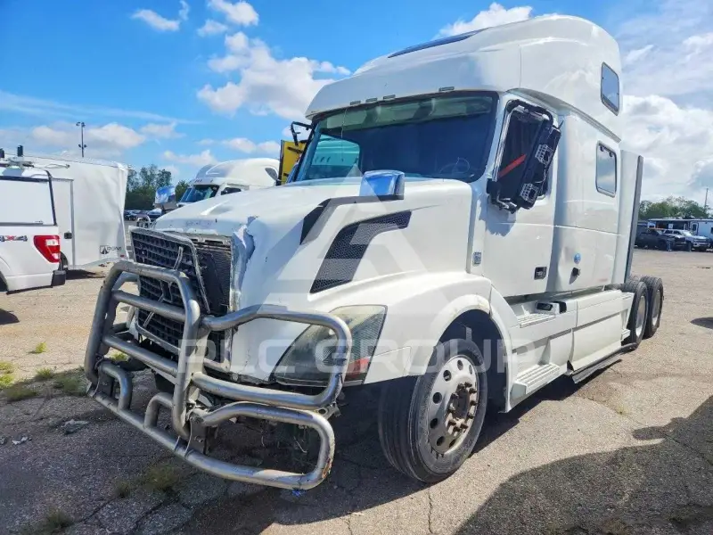2014 Volvo VNL фото